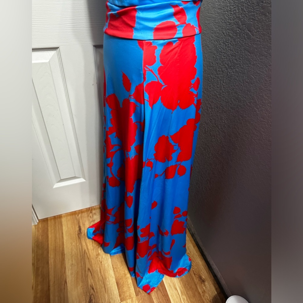 VCAY Floral Print Flutter Sleeve Crop Top & Boho Tropical Long Skirt - Picture 8 of 16
